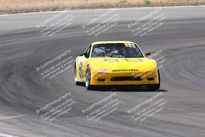 media/Jun-01-2025-CalClub SCCA (Sun) [[eae223c5dd]]/Group 1/Track Event 4/